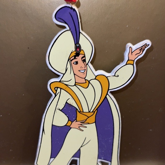 Rare Aladdin Wooden Ornament - Picture 4 of 4